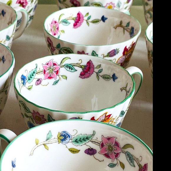 14 Royal Doulton Haddon Hall Minton Tea Cups - Picture 3 of 16